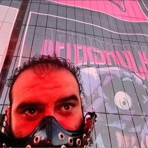 Meet your Posher, Kyle